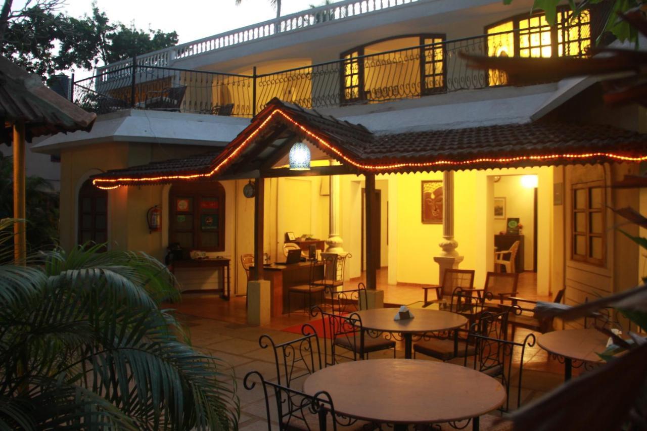 Banyan Tree Courtyard Hotel Calangute Exterior photo