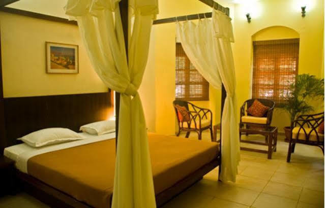 Banyan Tree Courtyard Hotel Calangute Exterior photo