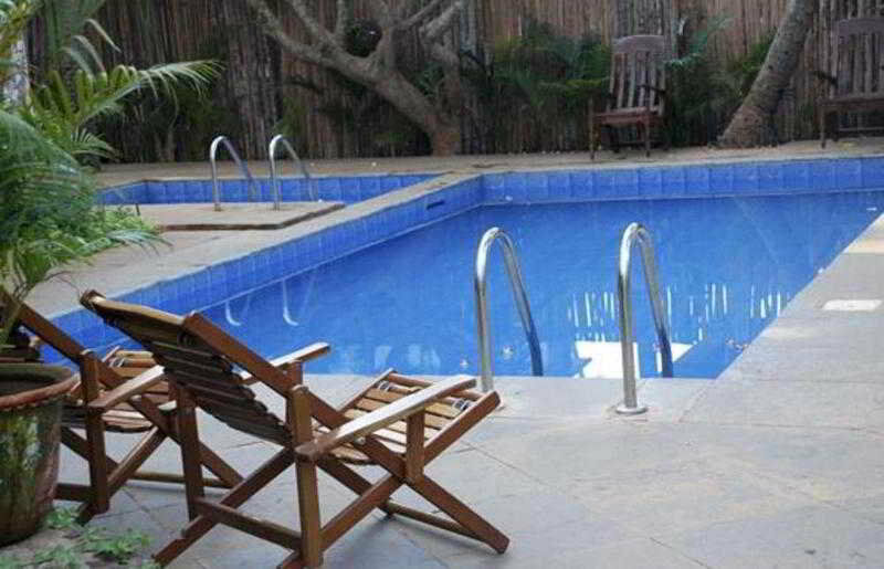 Banyan Tree Courtyard Hotel Calangute Exterior photo